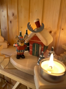 Preview: Adventsleuchter - Elche - Natur mit Räucherhaus