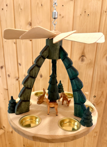 Preview: Deckenpyramide Rehe, farbig