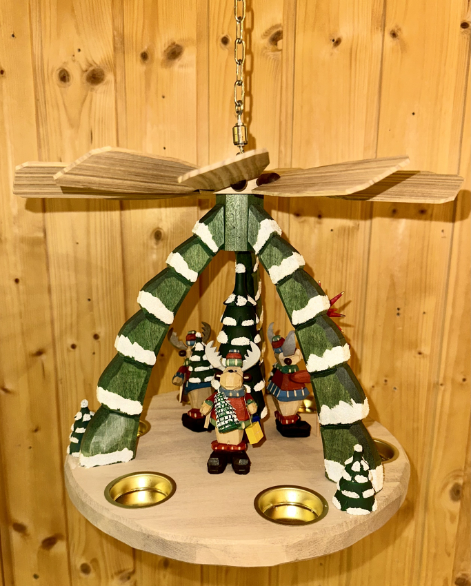 Deckenpyramide Elche Schnee, groß