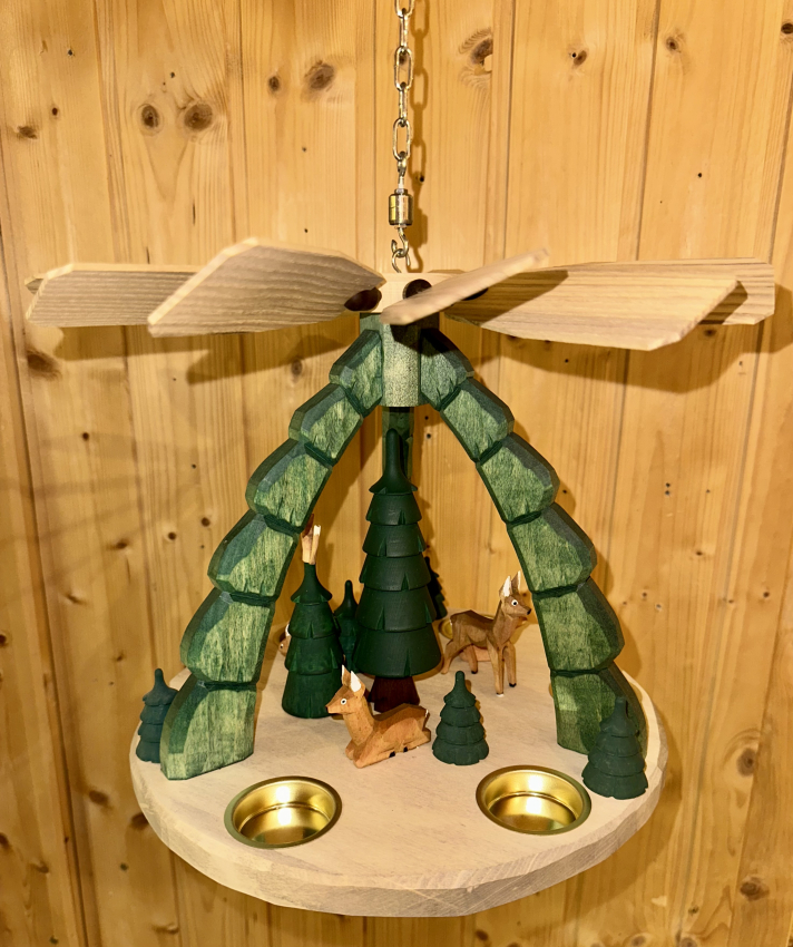 Deckenpyramide Rehe Farbig, groß