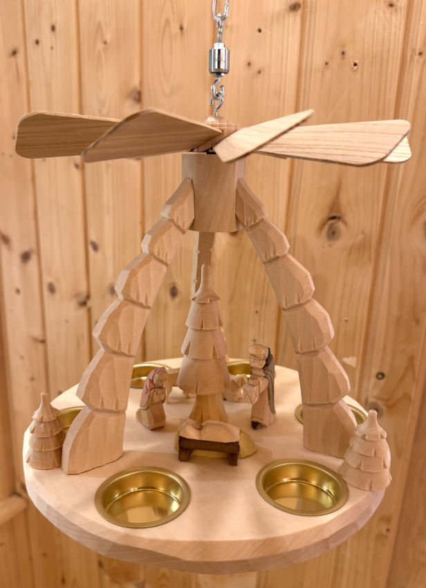 Deckenpyramide Geburt