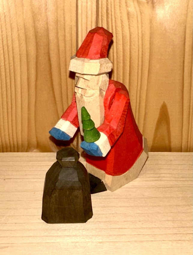 Weihnachtsmann-Midi, Bescherung